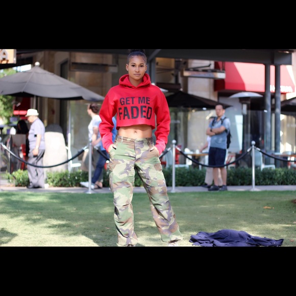 Get Me Faded Crop Hoodie - Picture 2 of 3